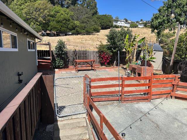 Hayward, CA 94544,731 Gleneagle Avenue