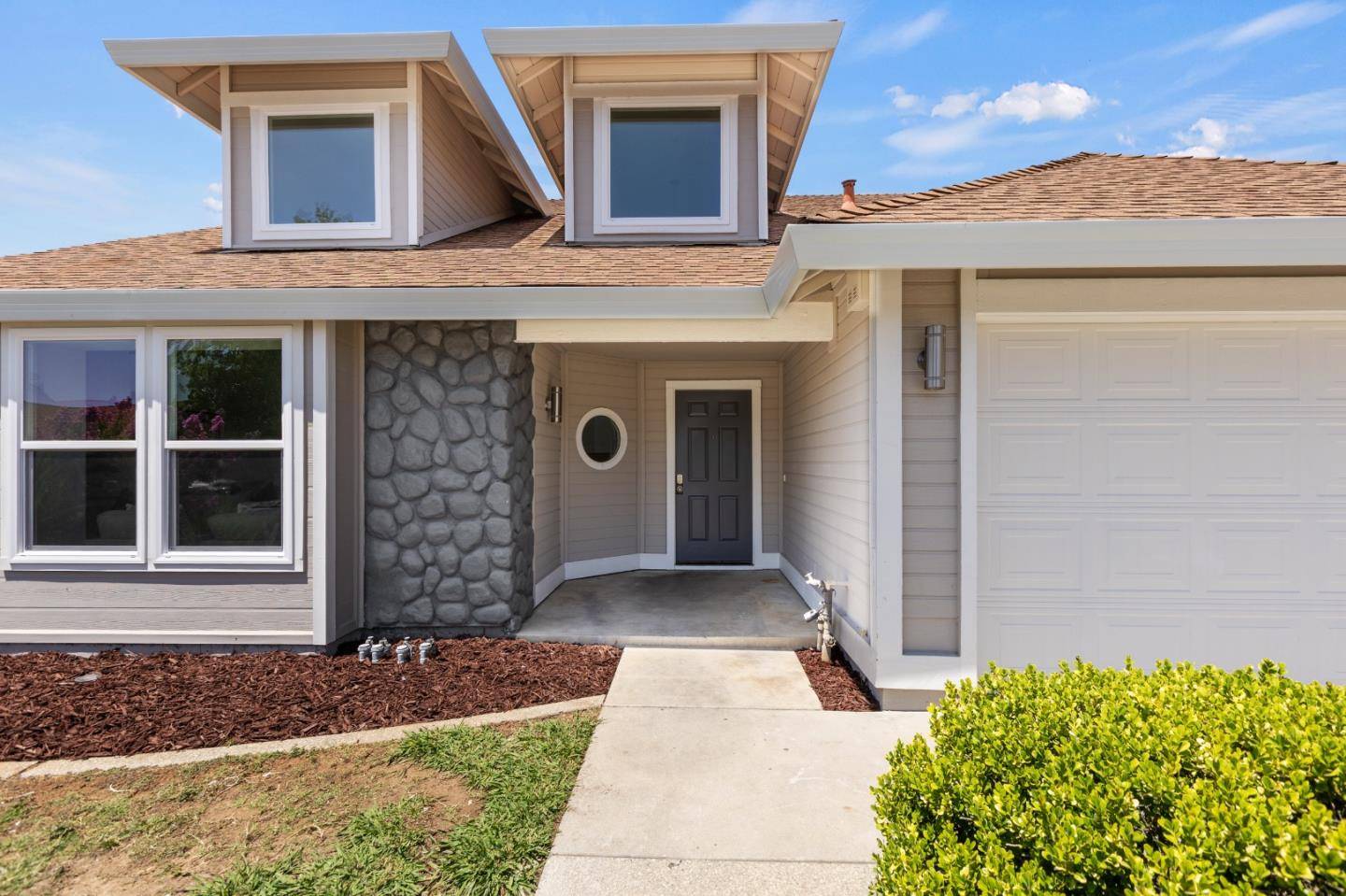 Sacramento, CA 95828,8647 Cord Way
