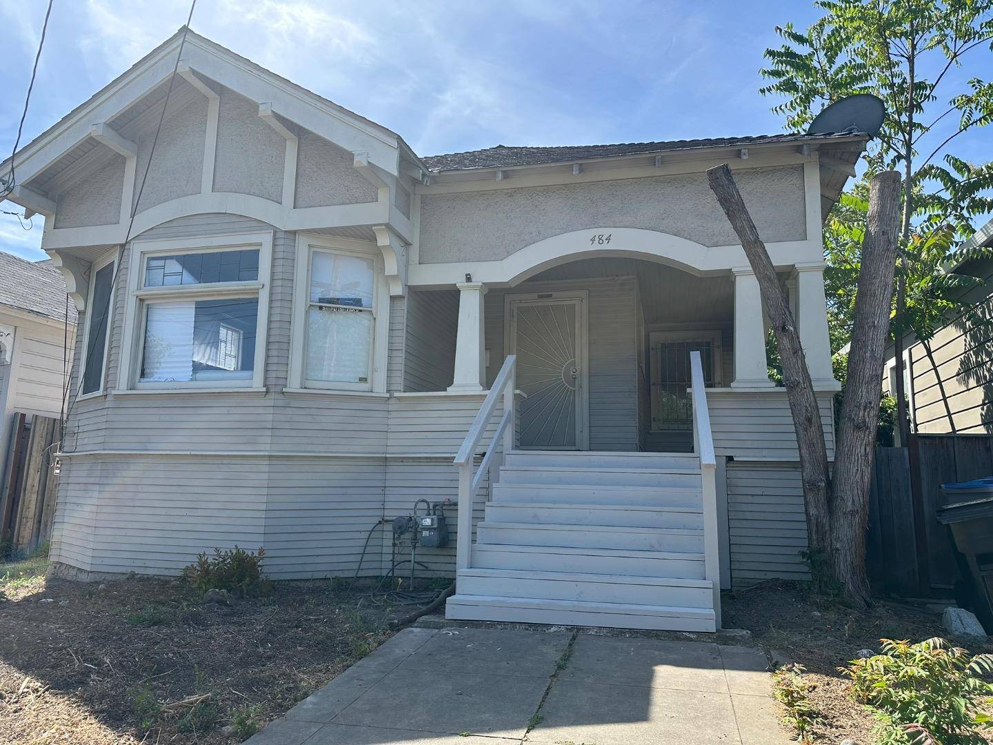 San Jose, CA 95112,484 E Saint John Street