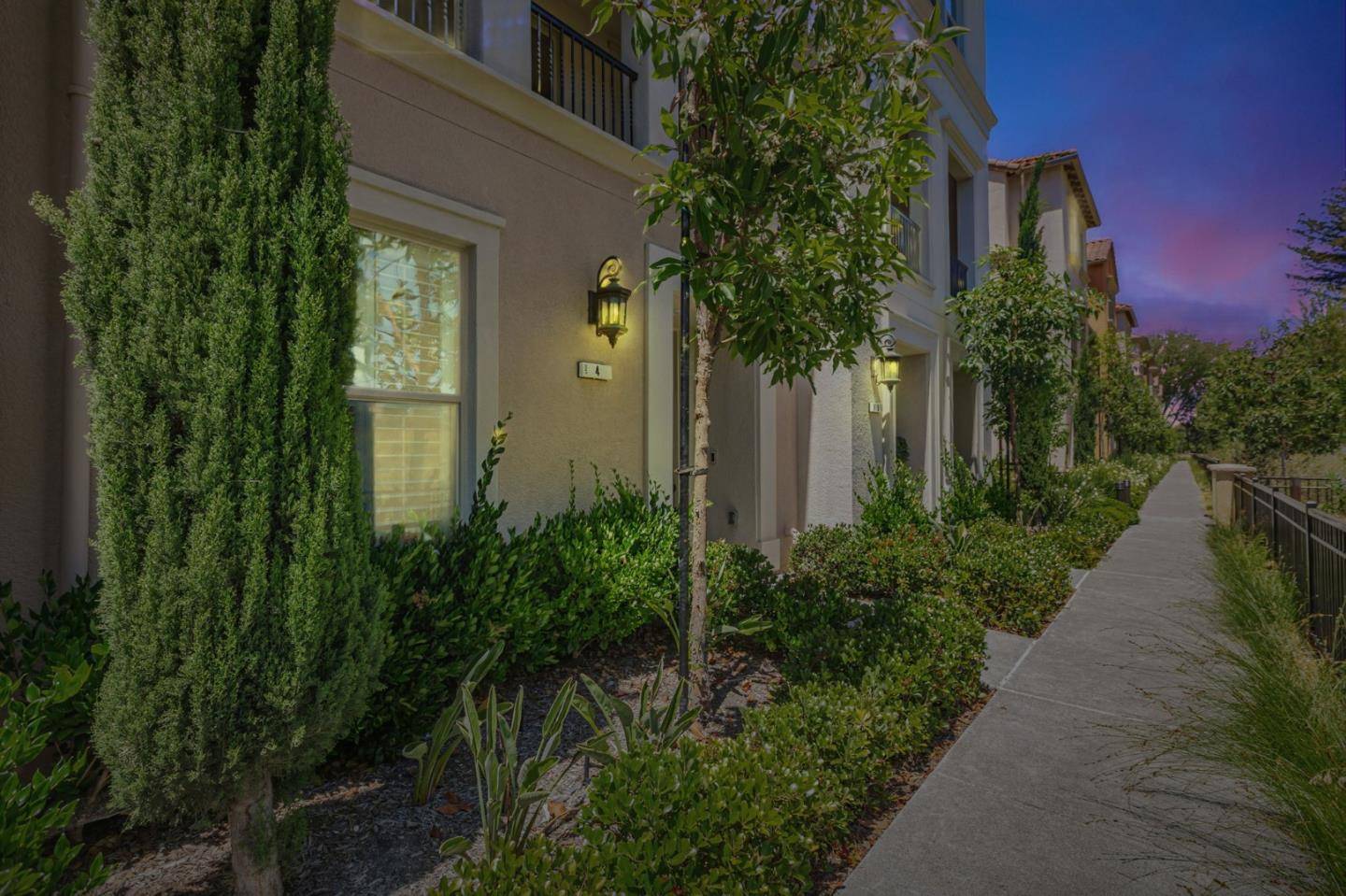 Sunnyvale, CA 94085,1040 Darwin Terrace #4