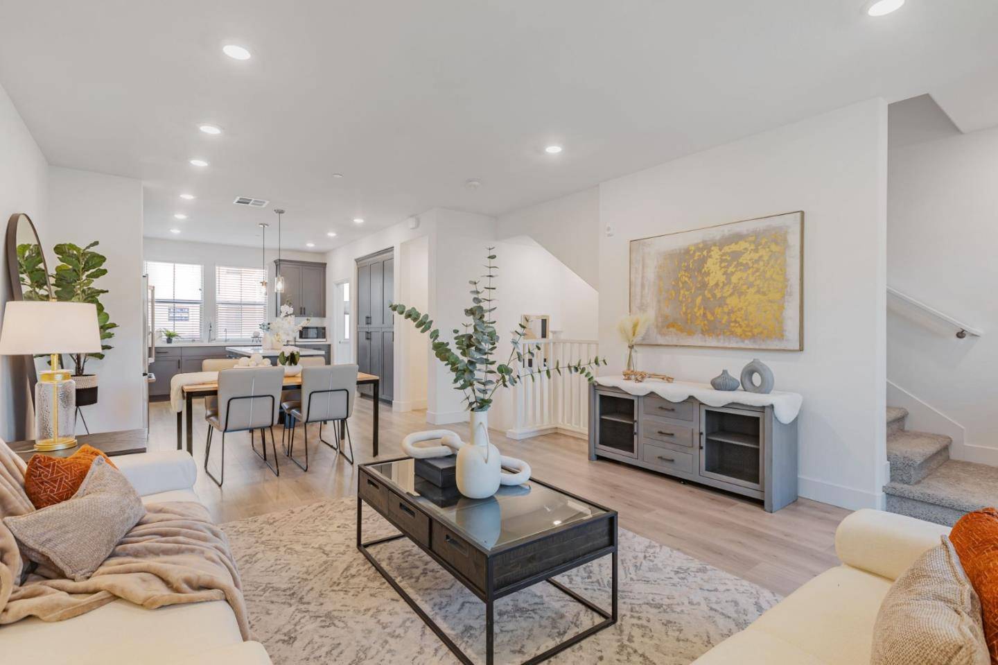 Sunnyvale, CA 94085,1040 Darwin Terrace #4