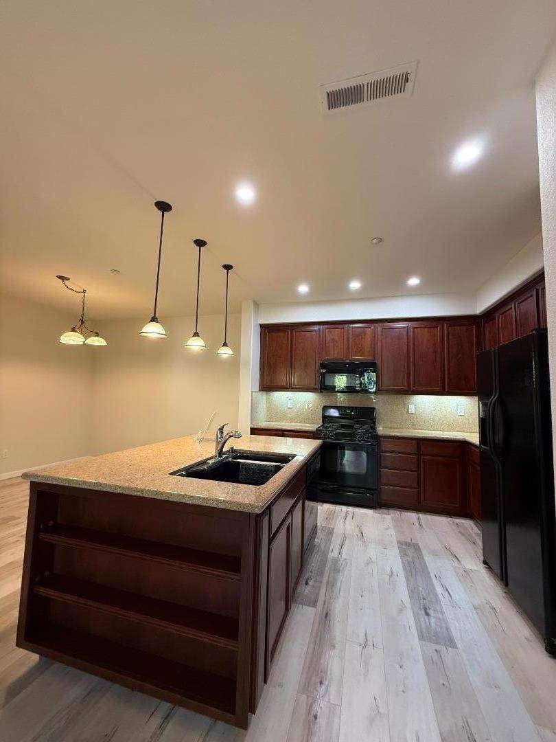 Dublin, CA 94568,4171 Clarinbridge Circle