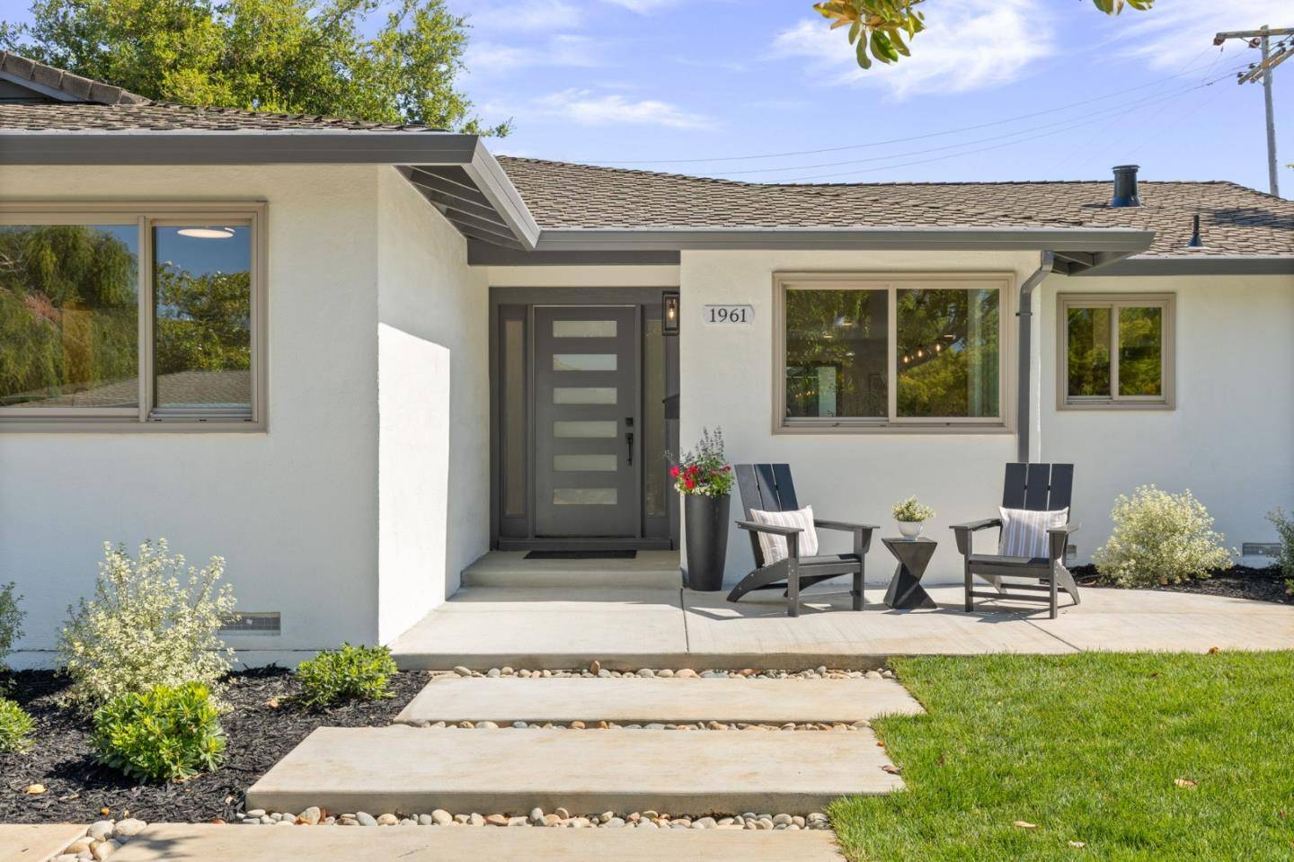 Mountain View, CA 94040,1961 Fordham Way
