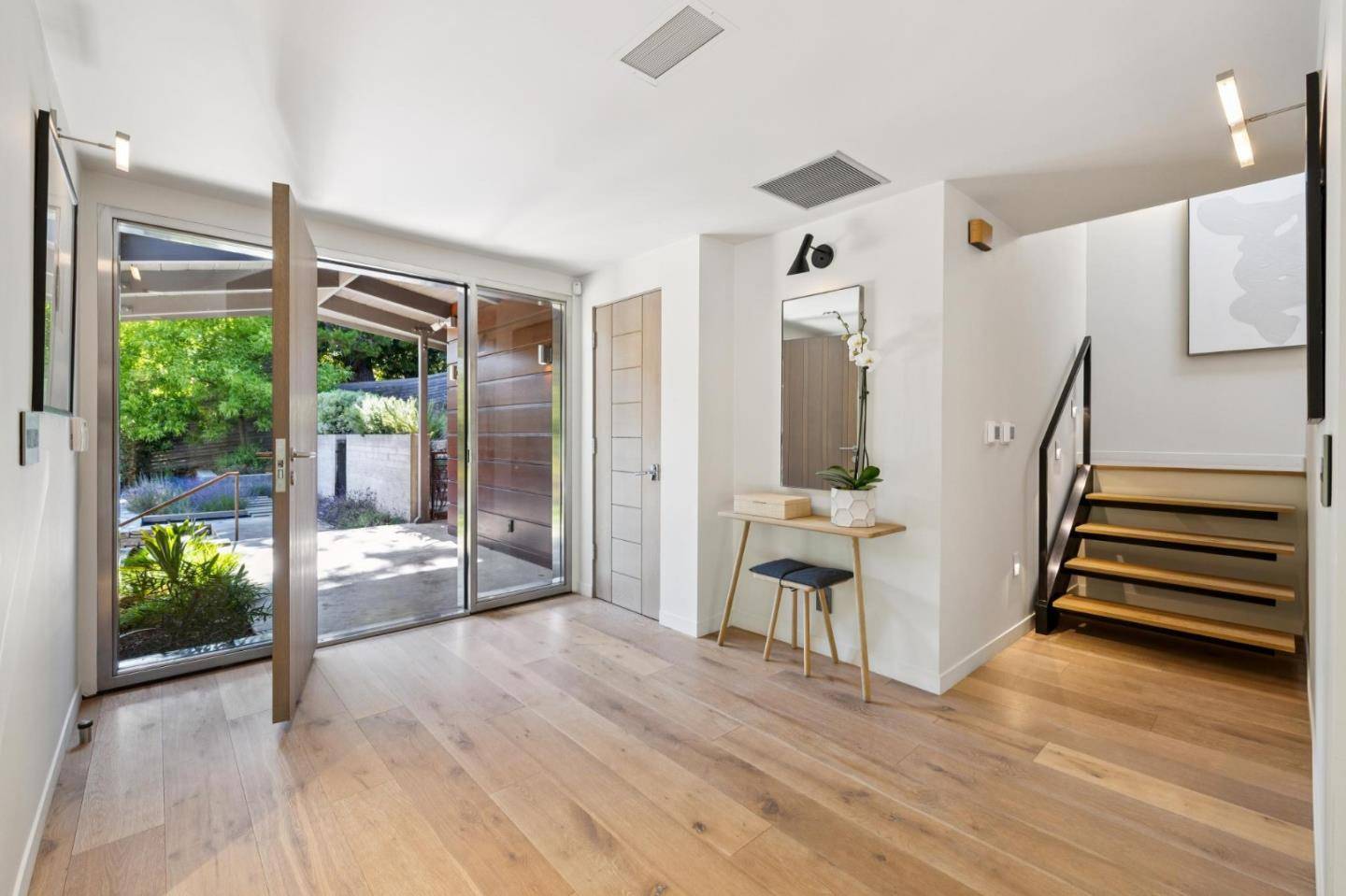 Portola Valley, CA 94028,22 Grove Drive