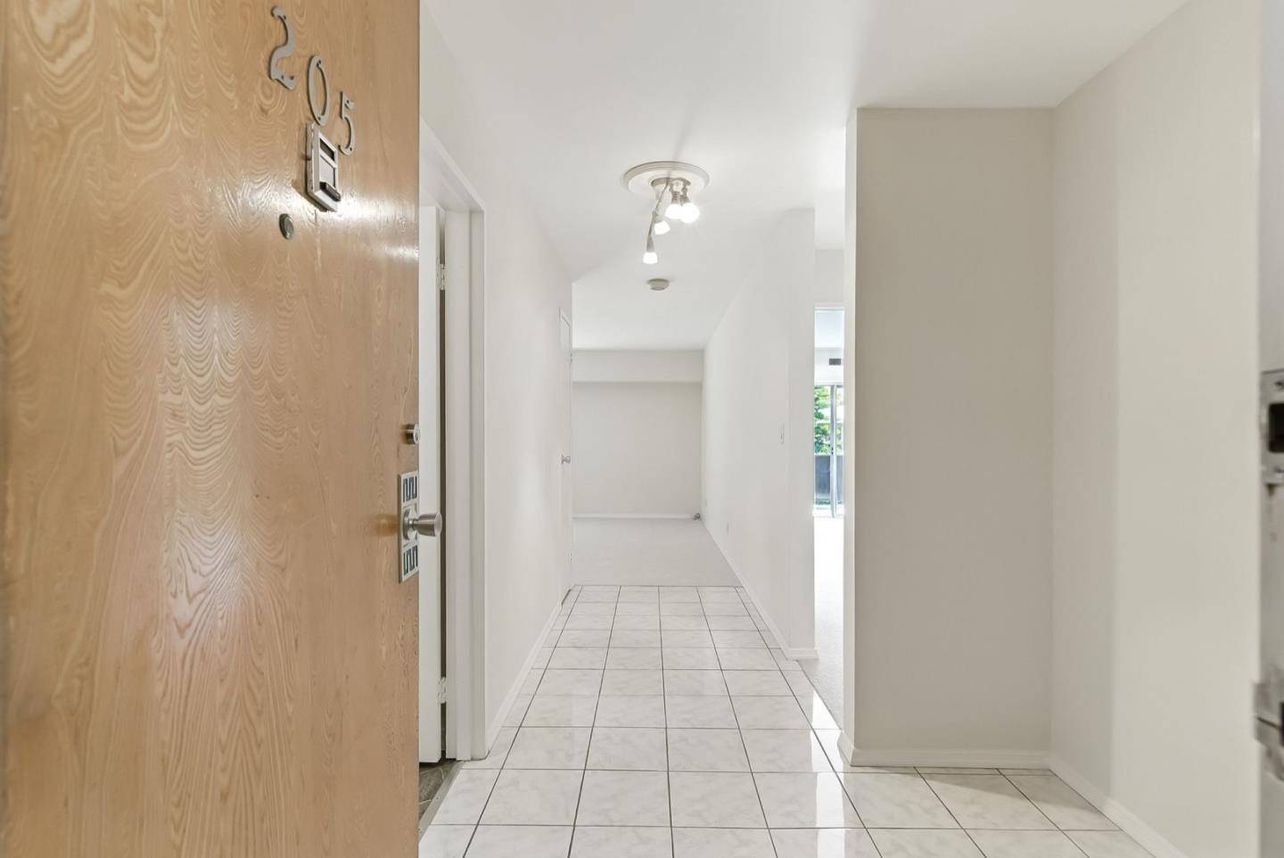 San Carlos, CA 94070,728 Elm Street #205
