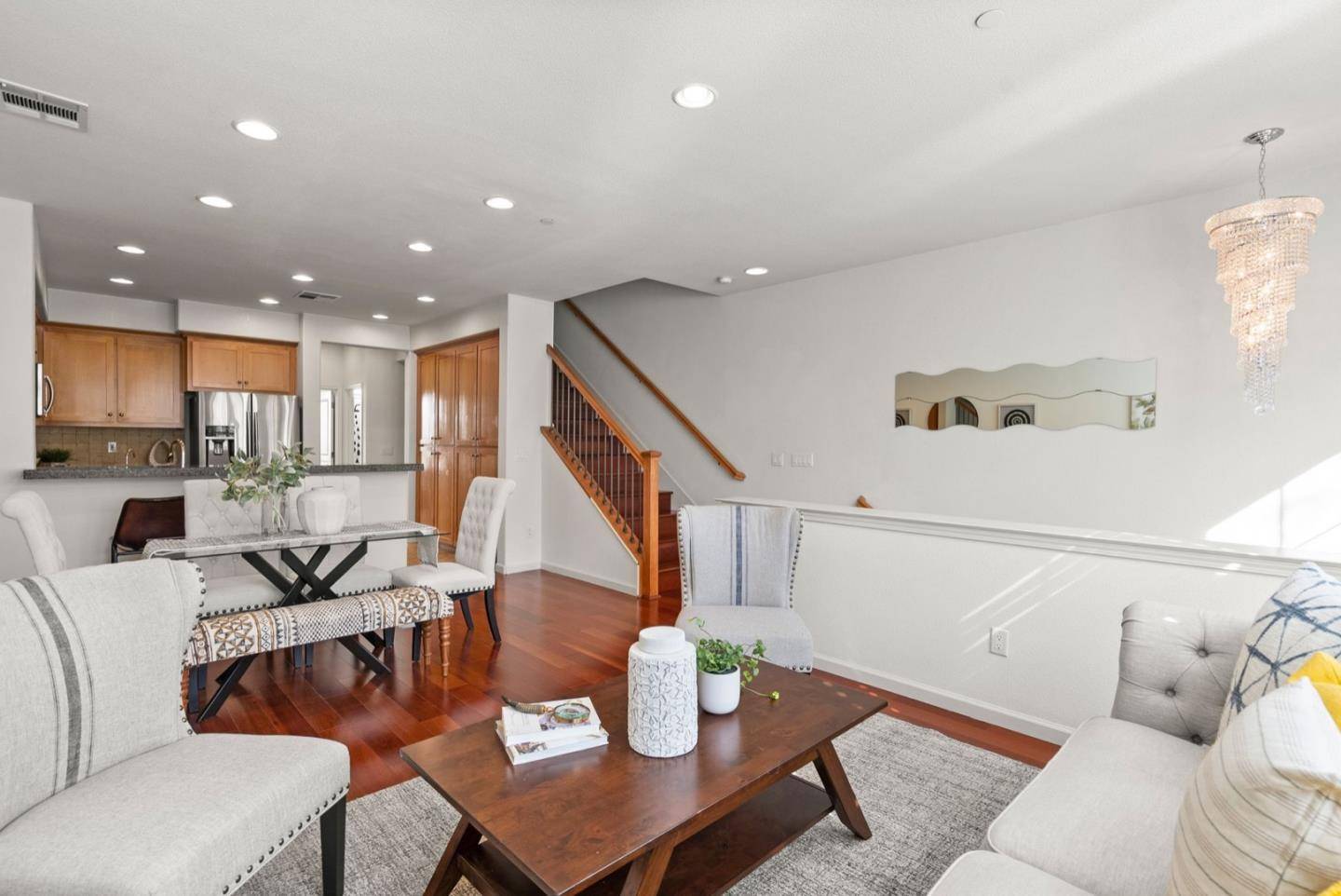 Santa Clara, CA 95054,952 Cole Place