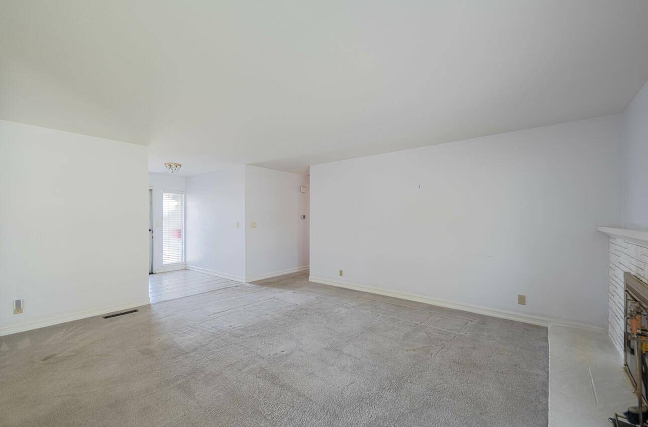 Salinas, CA 93901,1223 Padre Drive