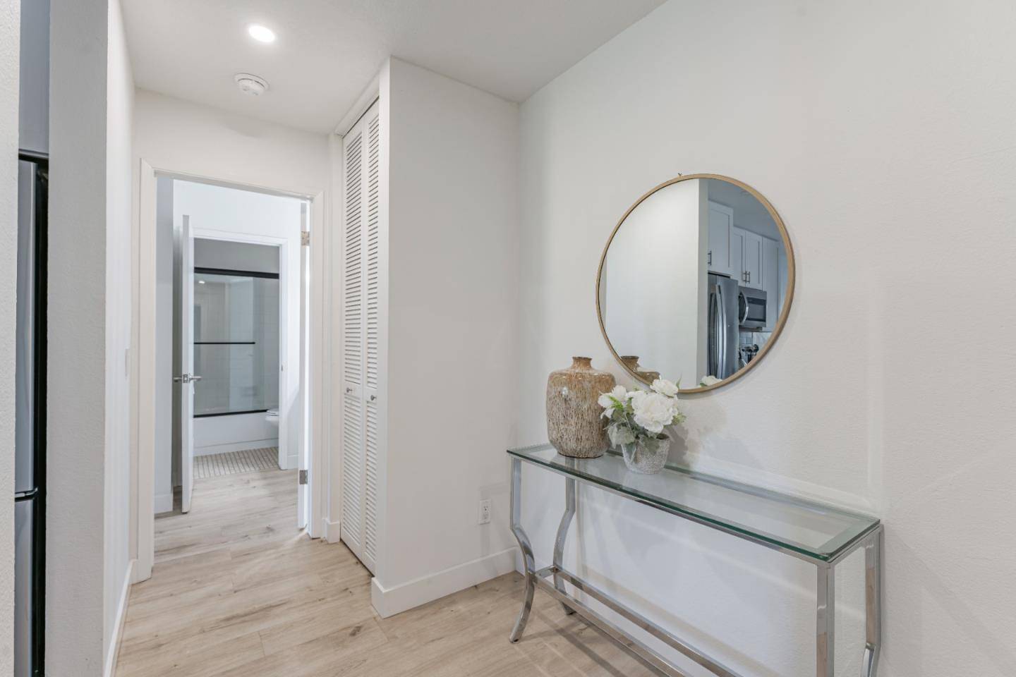 San Leandro, CA 94577,2077 Washington Avenue #302