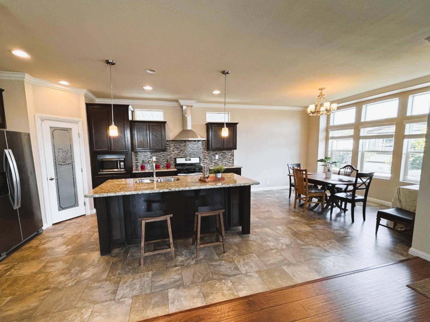 Hayward, CA 94544,130 De Vaca Way #141