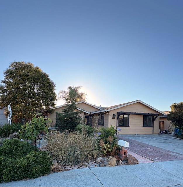 Hollister, CA 95023,930 Bonnie View Drive