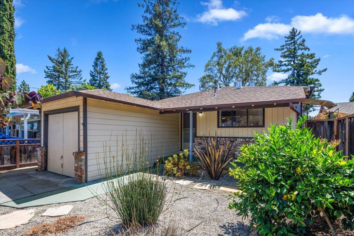 Redwood City, CA 94061,440 Rutherford Avenue