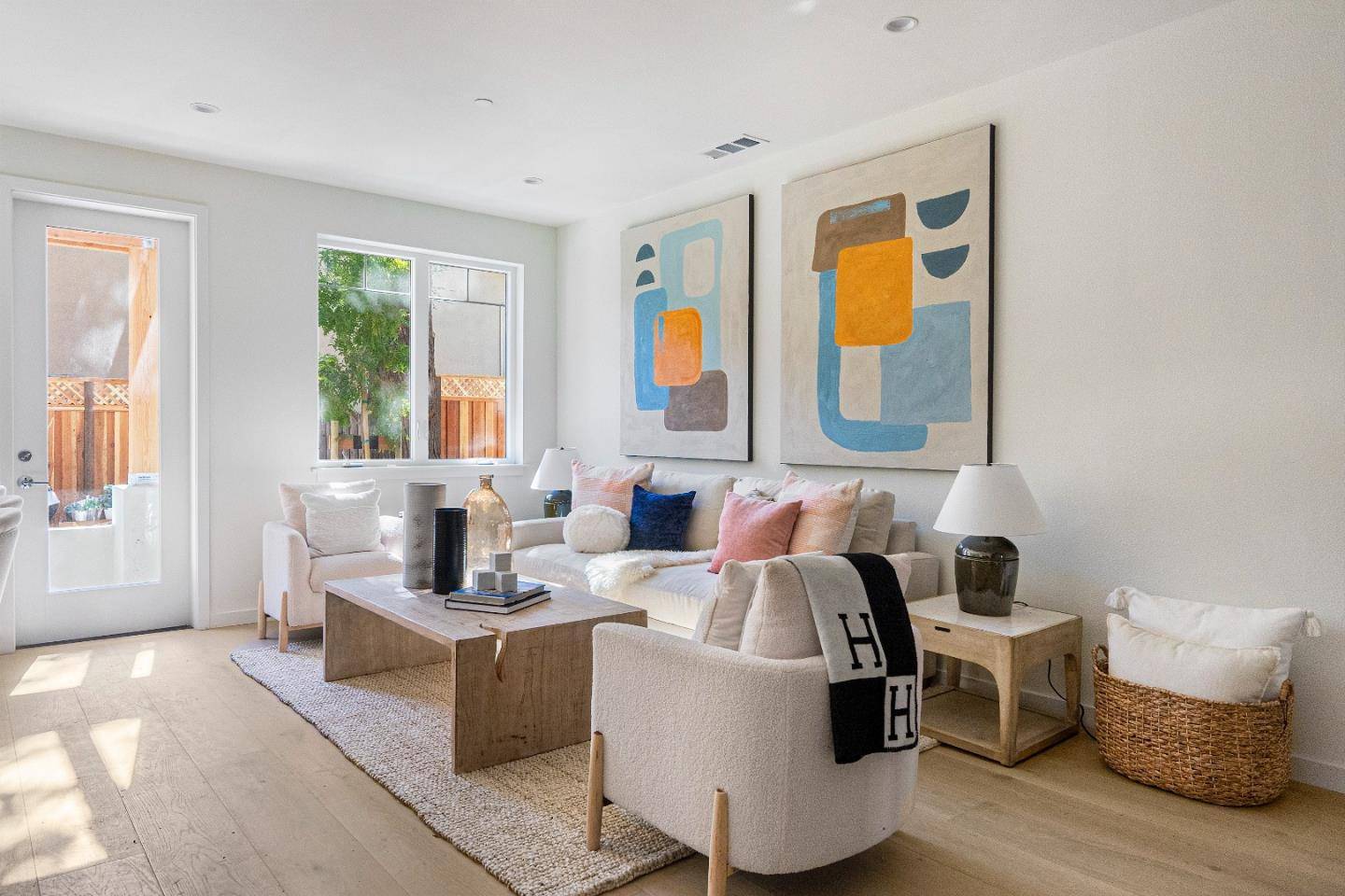Mountain View, CA 94043,149 Flynn Avenue