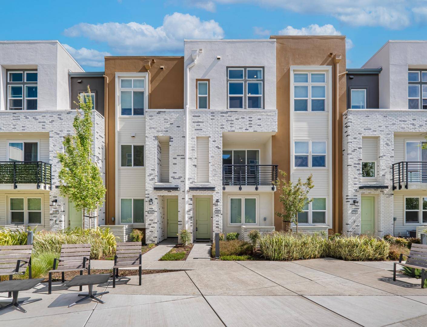 Fremont, CA 94538,3697 Access Common