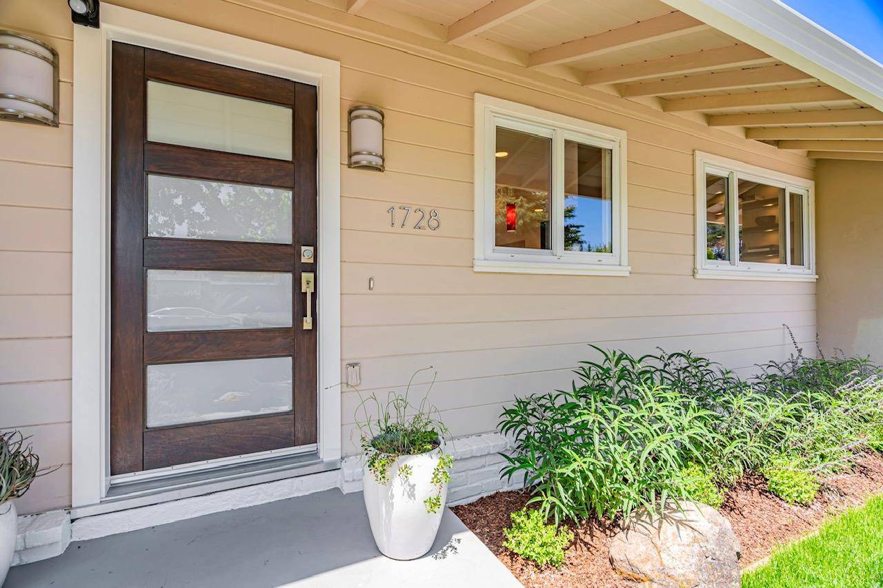 Mountain View, CA 94040,1728 Peartree Lane