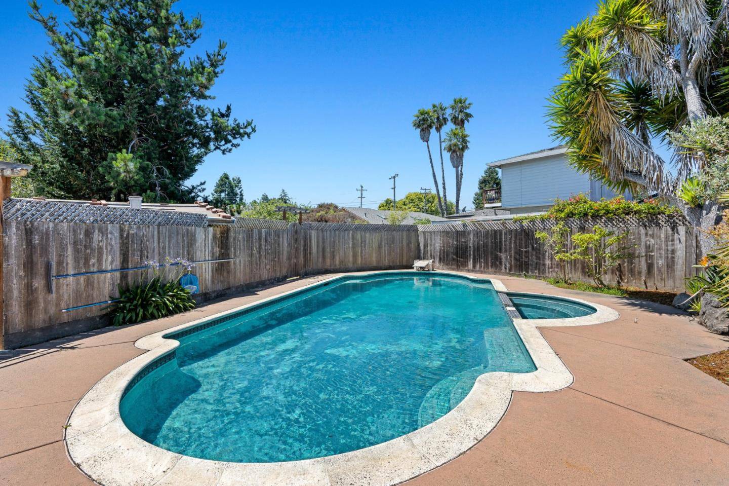 Santa Cruz, CA 95062,1024 Webster Street