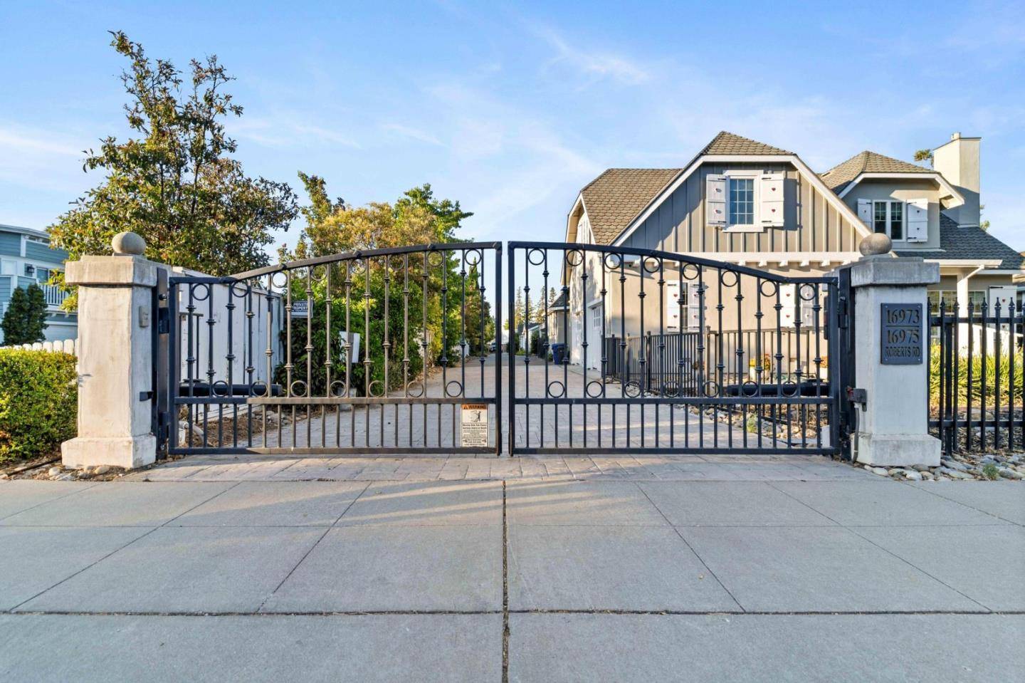 Los Gatos, CA 95032,16973 Roberts Road