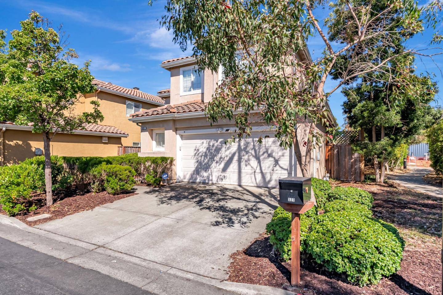 Alameda, CA 94502,327 Ratto Road