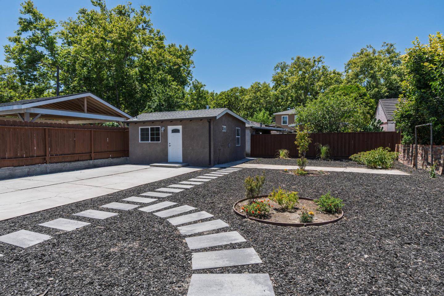 San Jose, CA 95112,1107 N 4th