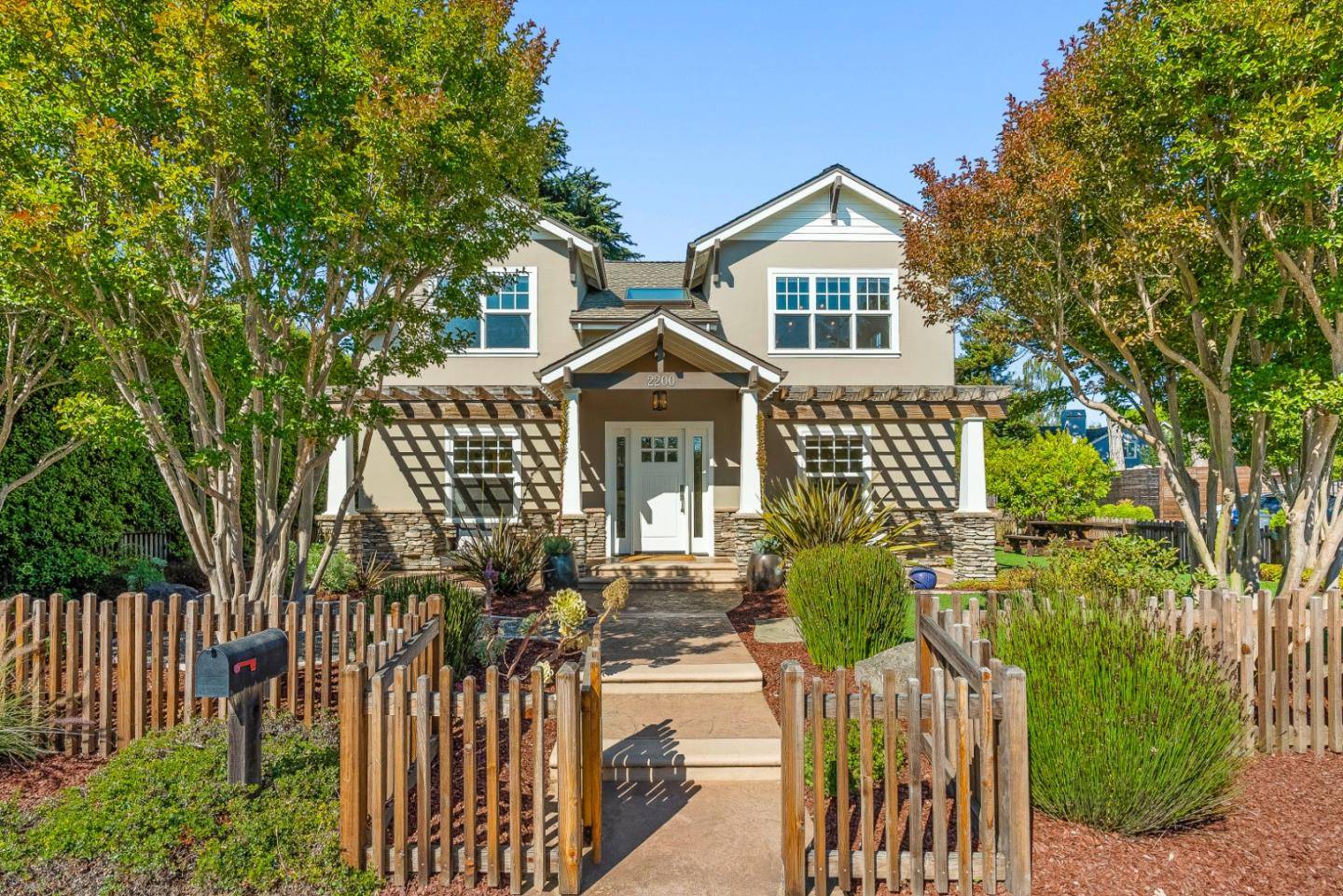 Aptos, CA 95003,2200 Dolphin Drive