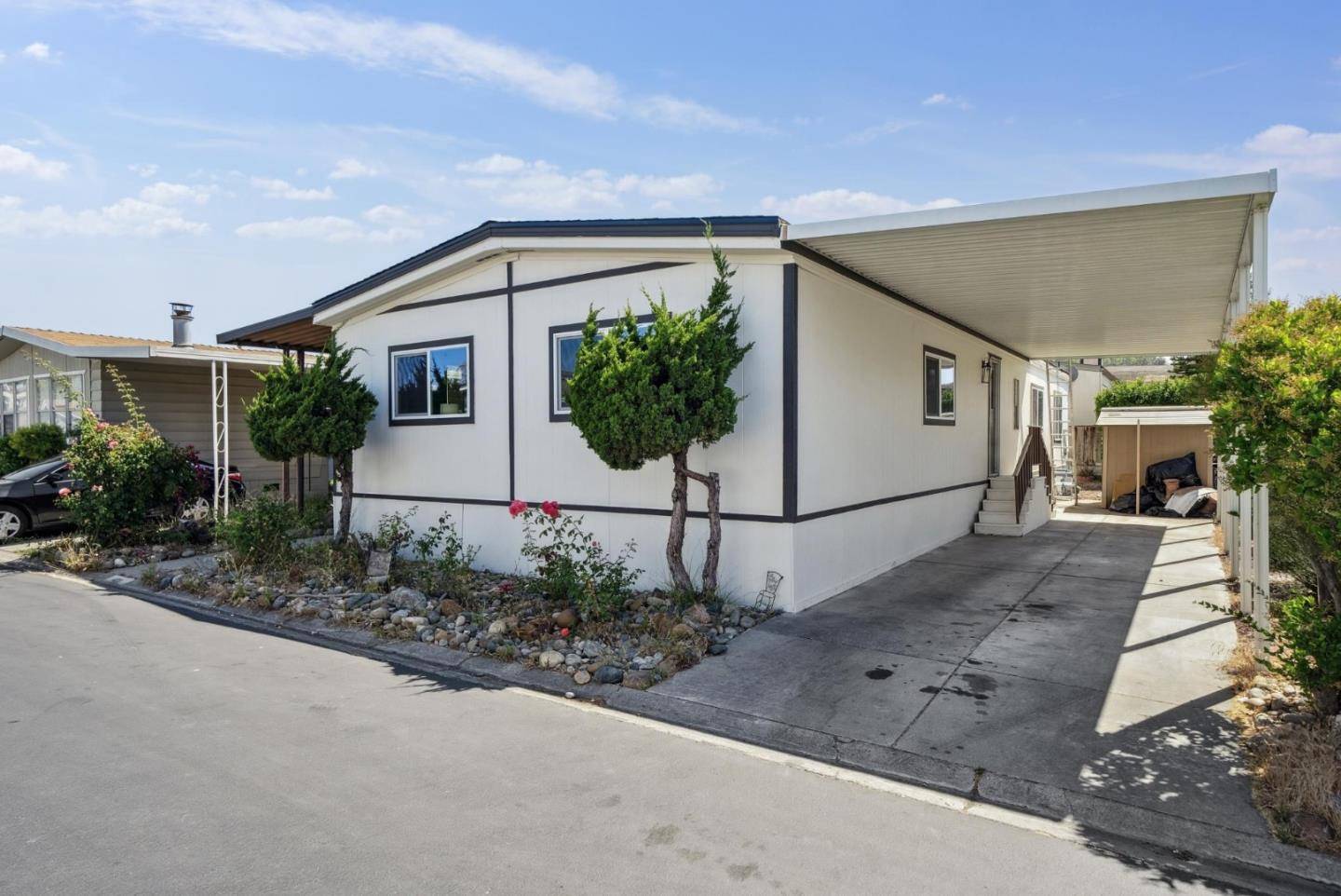 San Jose, CA 95111,423 Chateau La Salle Drive #423