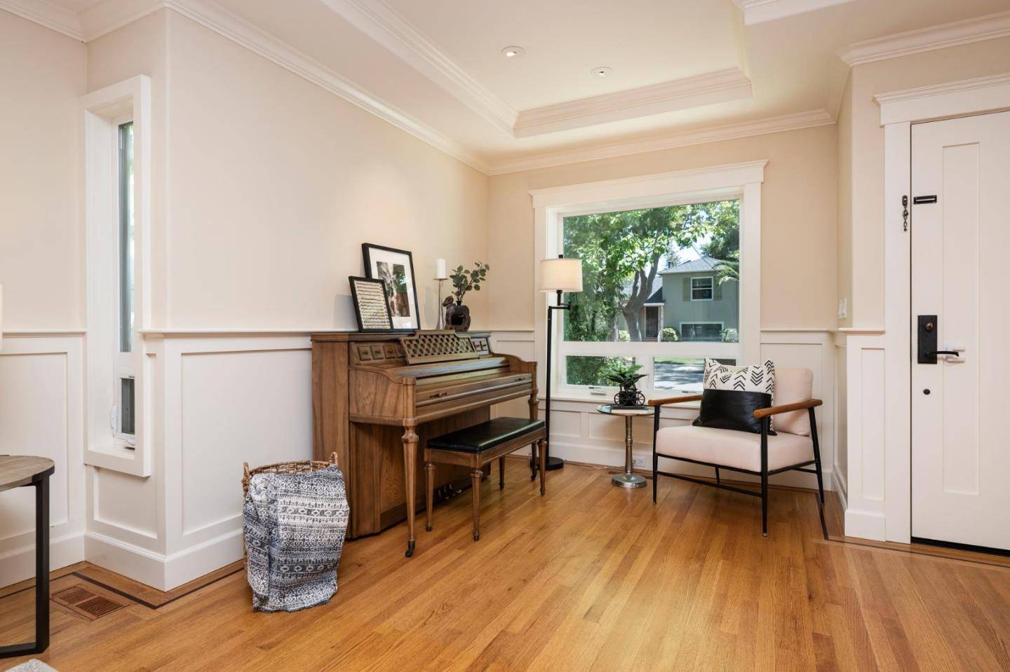 San Mateo, CA 94403,256 Portola Dr.