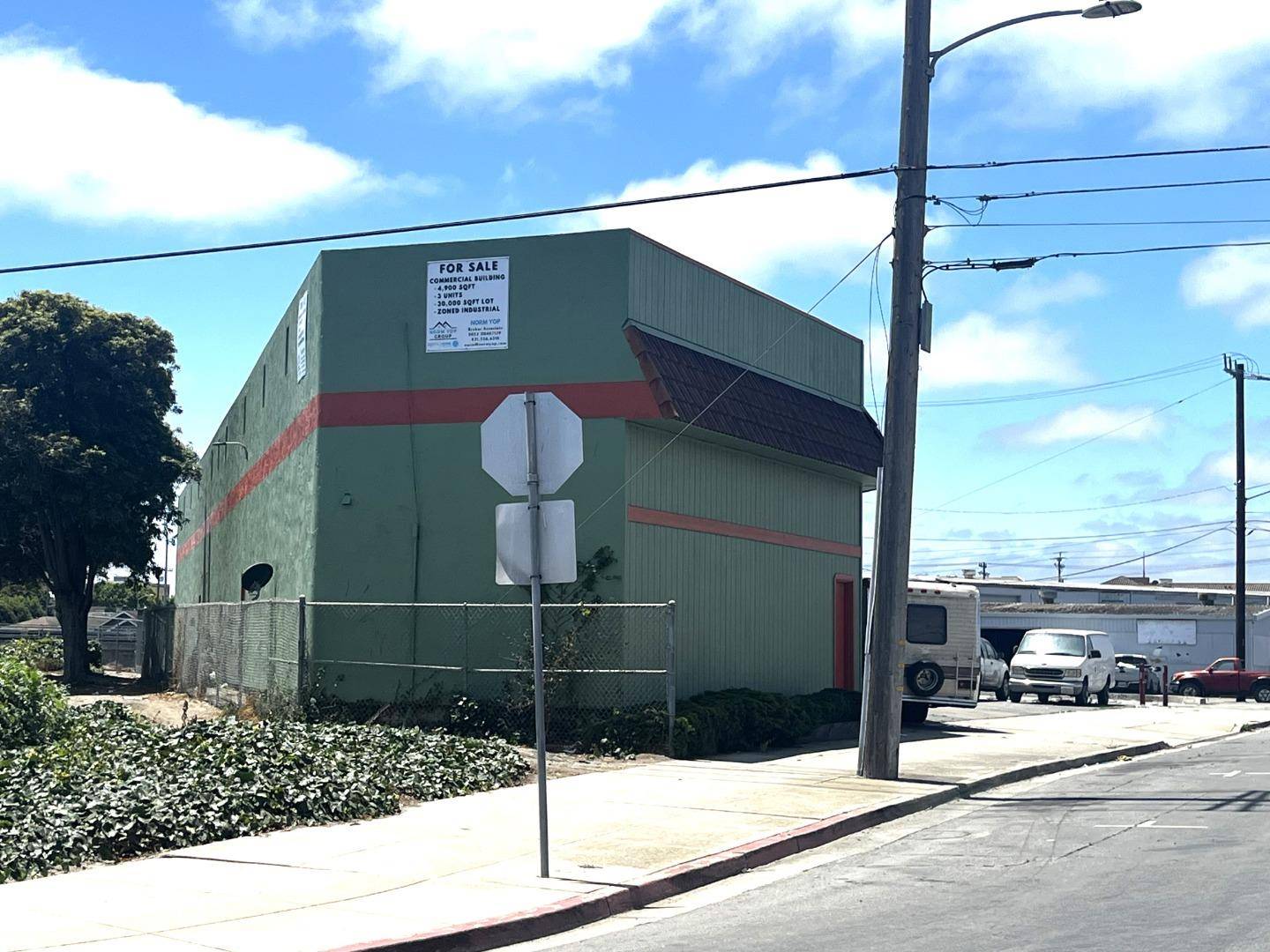 Salinas, CA 93901,206 Market Way