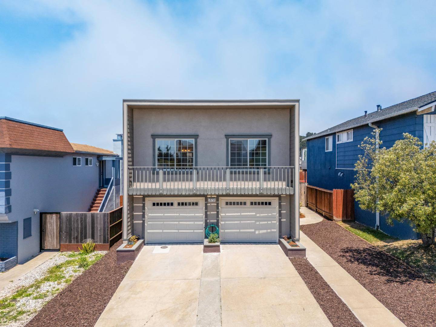 Pacifica, CA 94044,373 Coral Ridge Drive