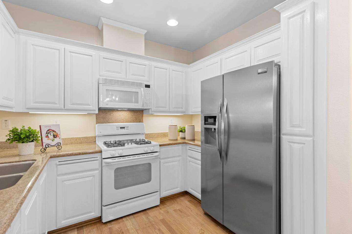 Dublin, CA 94568,3275 Dublin Boulevard #306