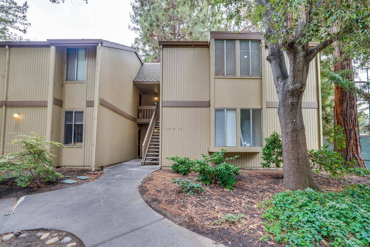 Mountain View, CA 94043,505 Cypress Point Drive #176