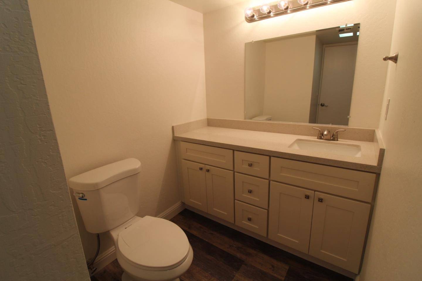 Concord, CA 94520,1790 Ellis Street #52