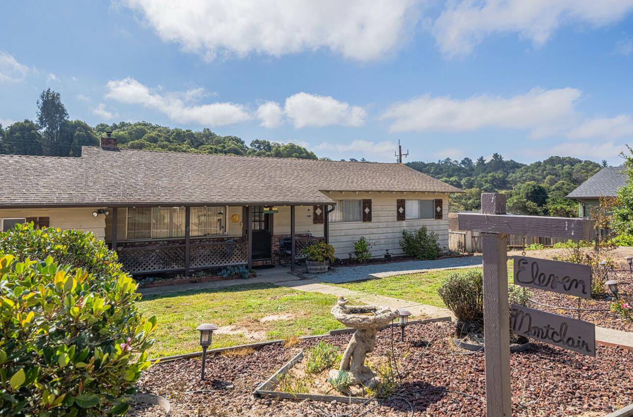 Salinas, CA 93907,11 Montclair Place