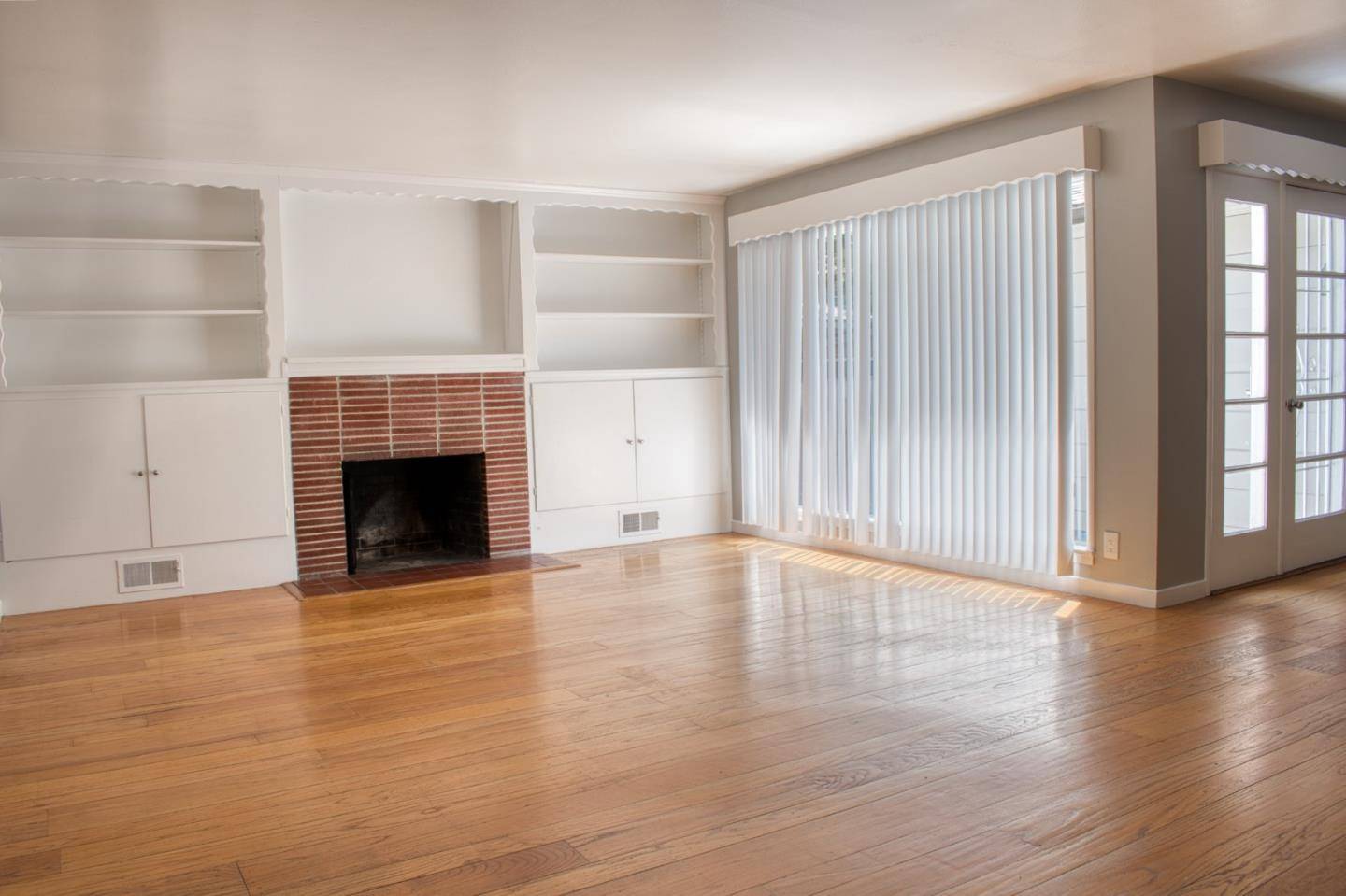 East Palo Alto, CA 94303,640 Circle Drive