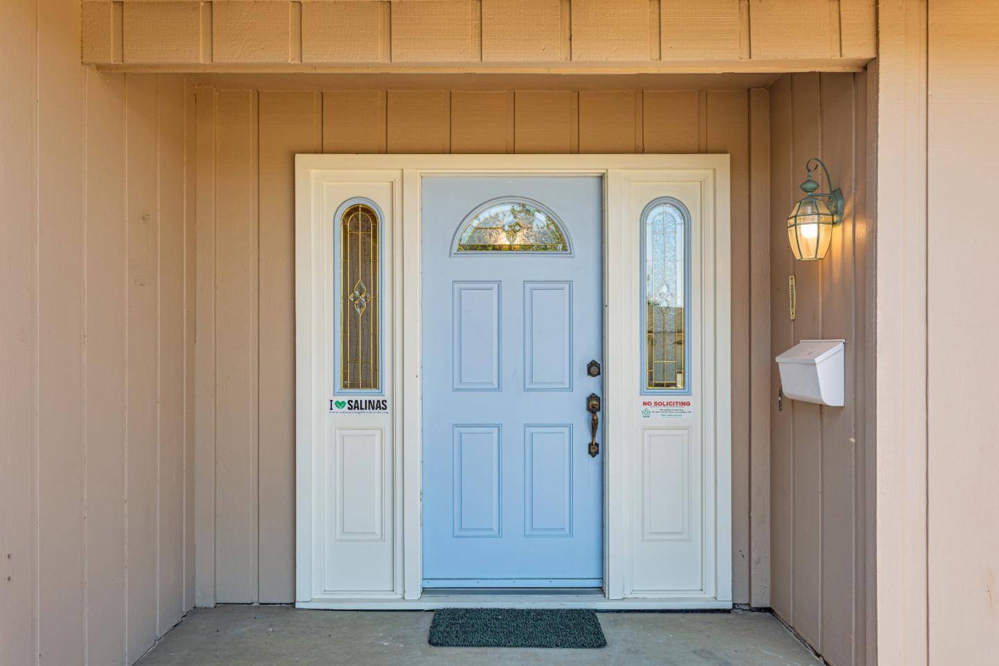 Salinas, CA 93901,1223 La Canada Way