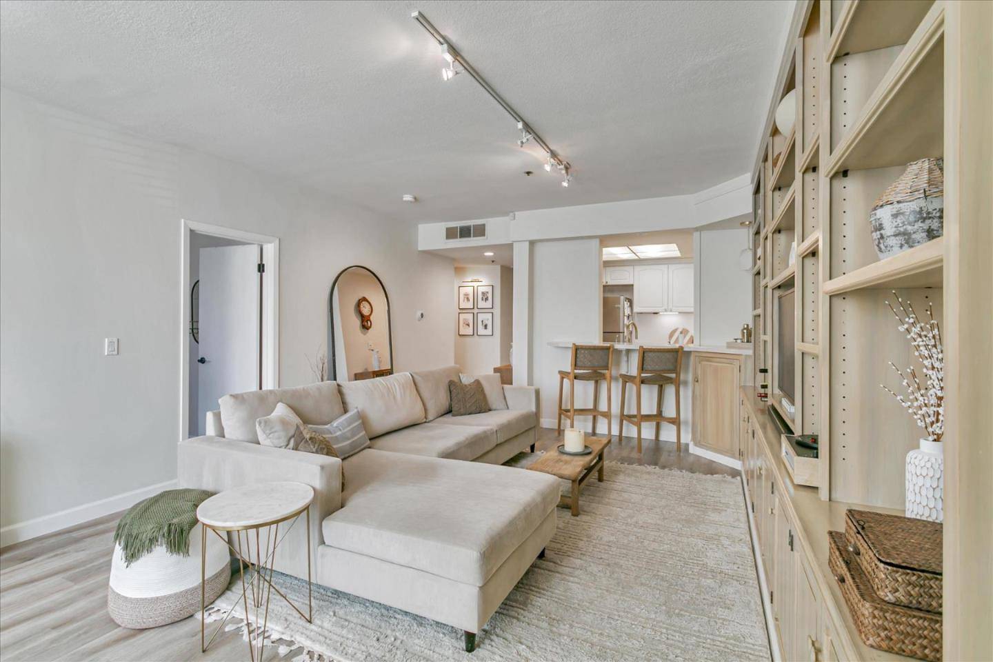 San Jose, CA 95110,411 Park Avenue #106