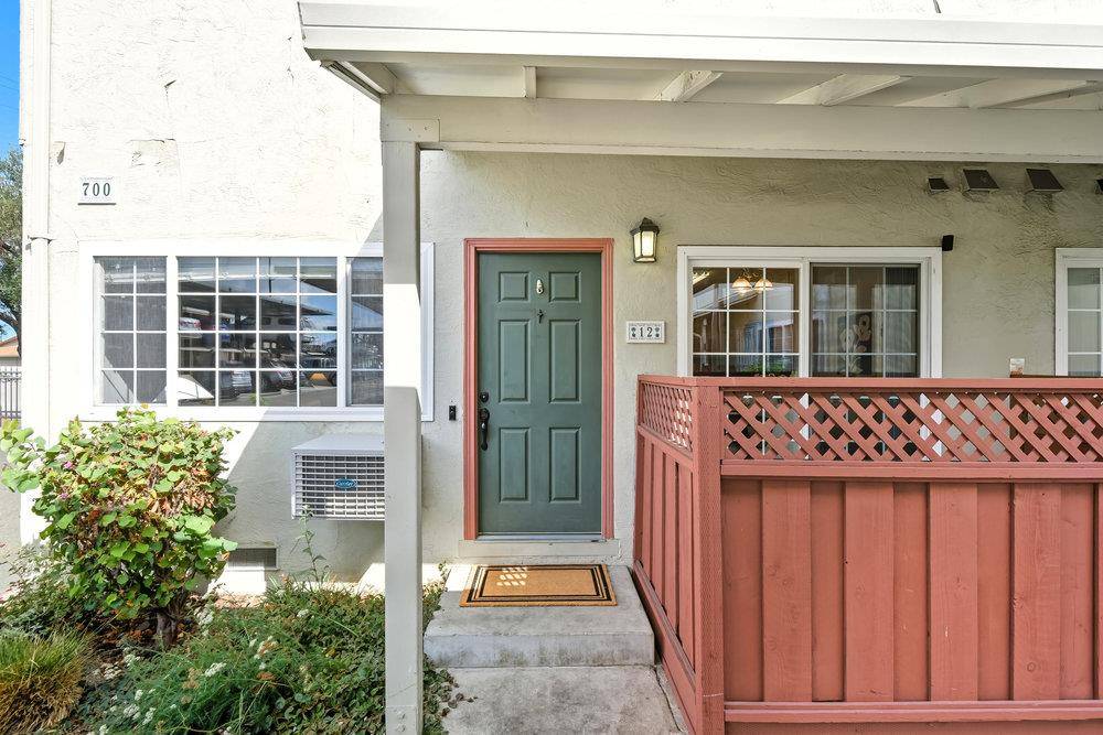 San Leandro, CA 94579,700 Fargo Avenue #12