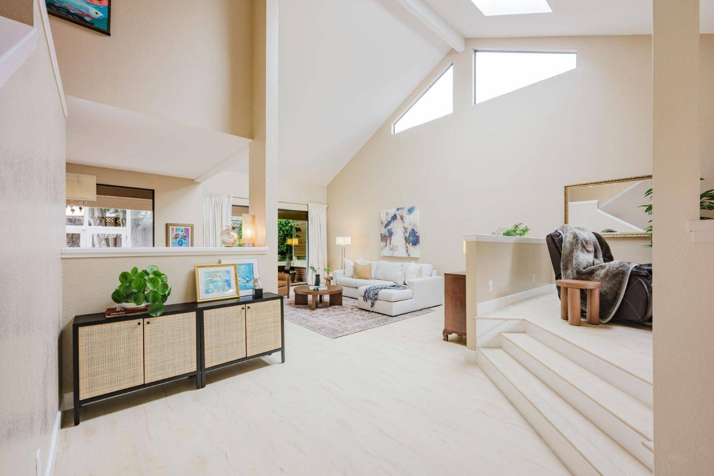 Half Moon Bay, CA 94019,2329 Burning Tree Road