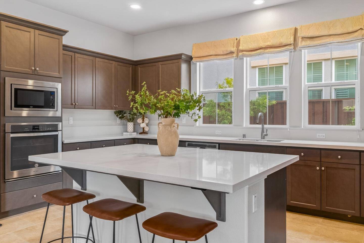 Marina, CA 93933,2962 Bluffs Drive