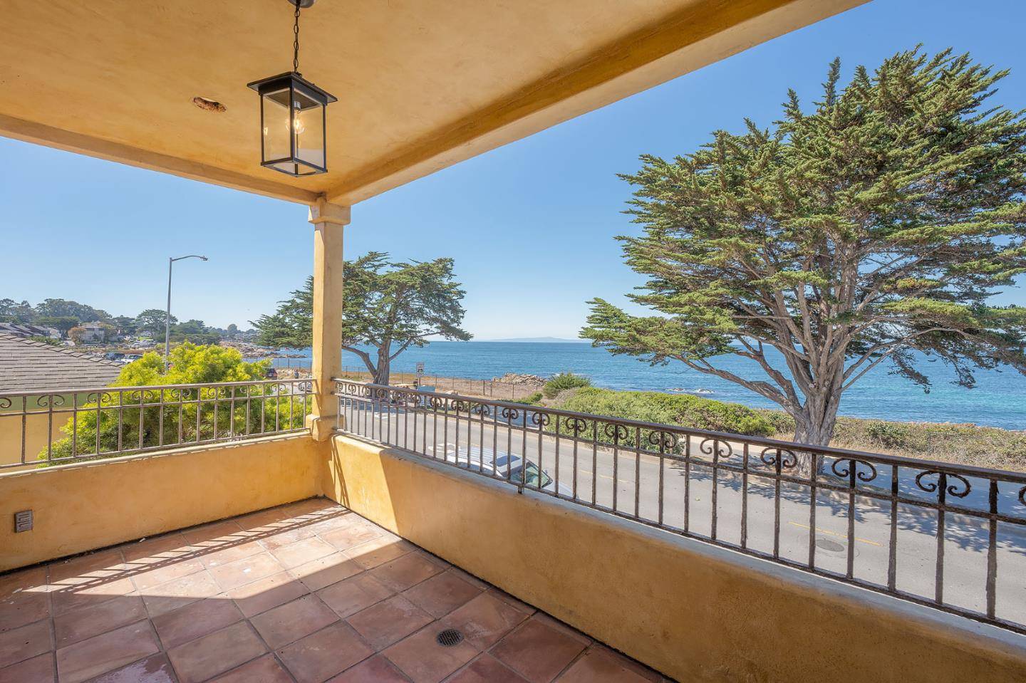 Pacific Grove, CA 93950,195 Ocean View Boulevard #B