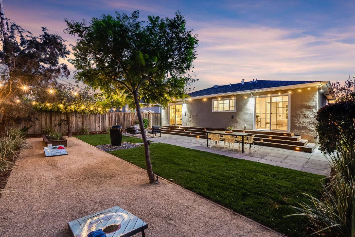 San Mateo, CA 94403,3513 Casanova Drive