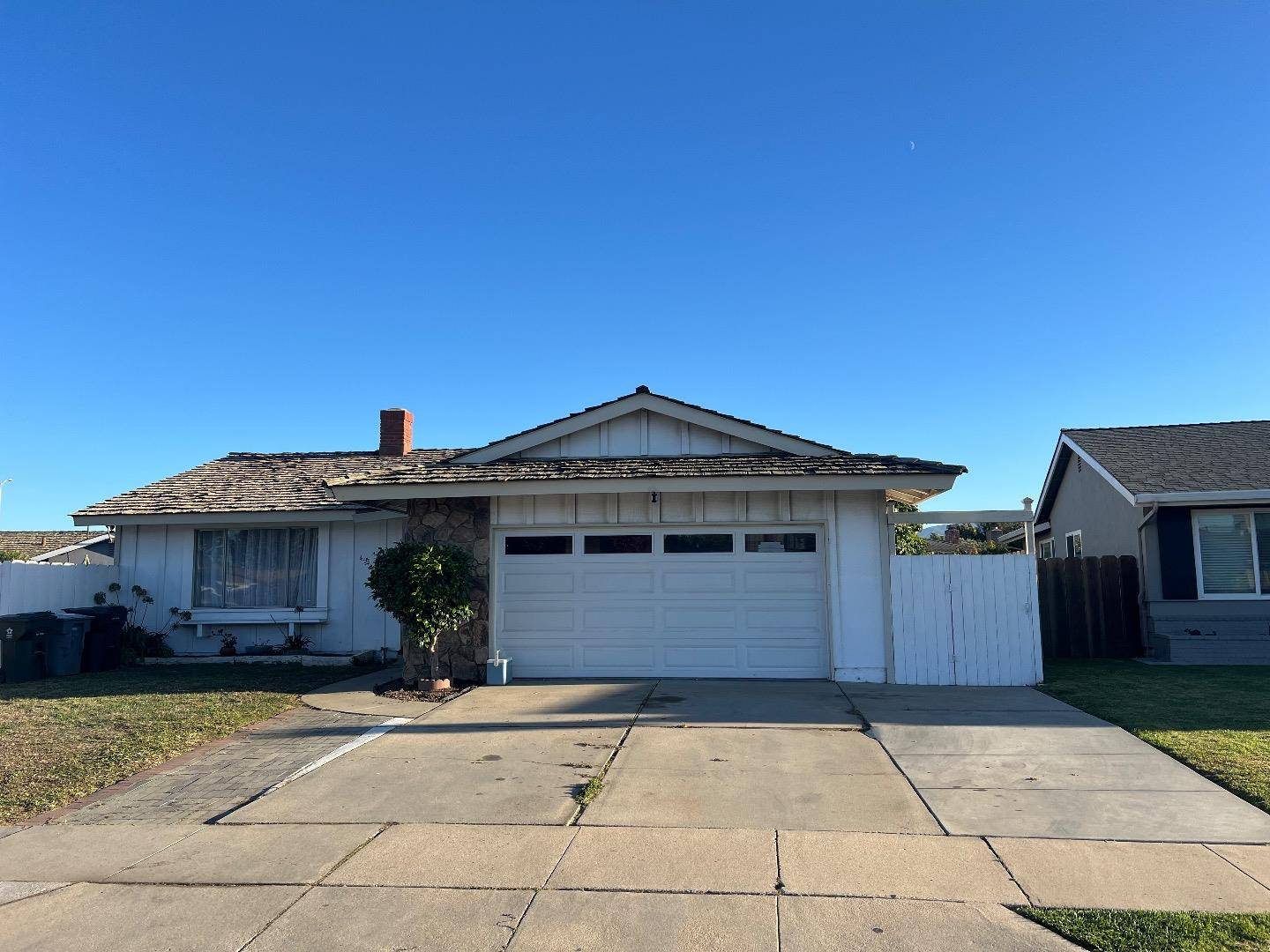 Salinas, CA 93901,451 La Jolla Way