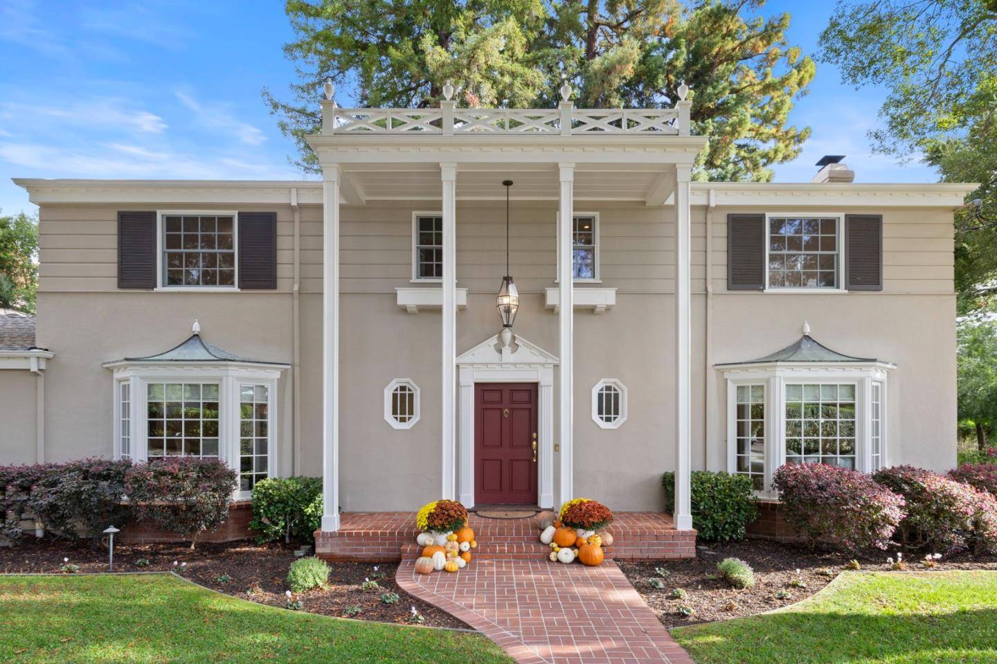 Hillsborough, CA 94010,310 Ranelagh Road