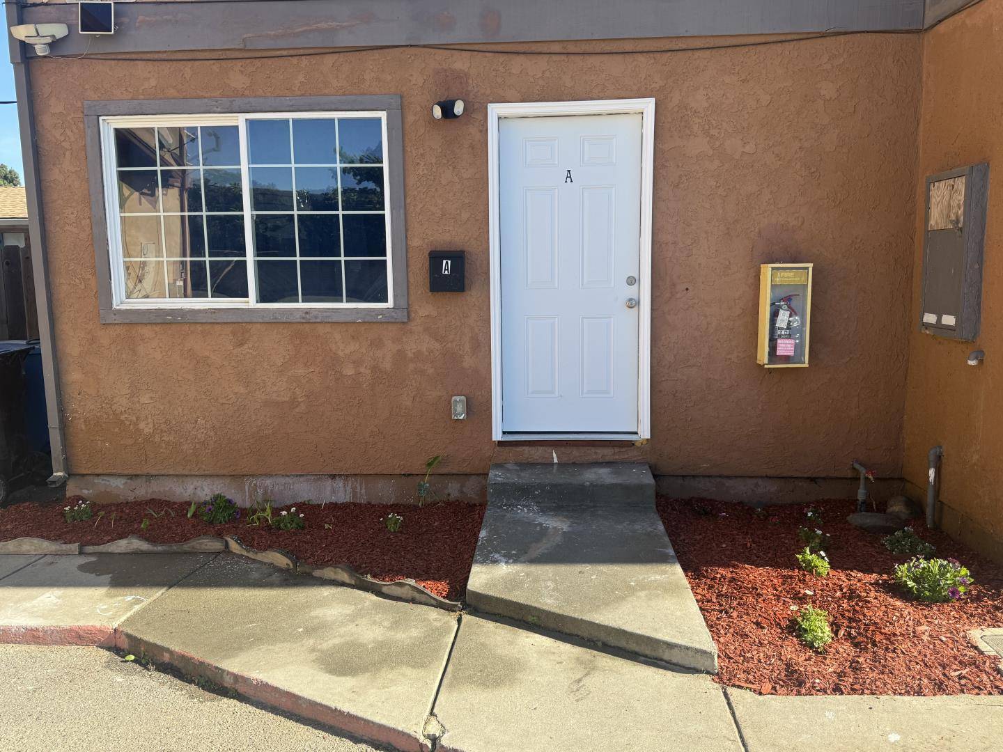 Salinas, CA 93905,890 Rider Avenue #A