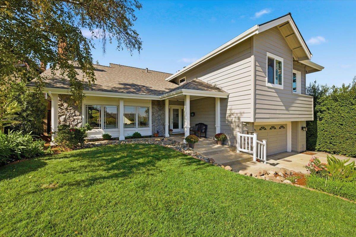 San Jose, CA 95124,5915 Vista Loop