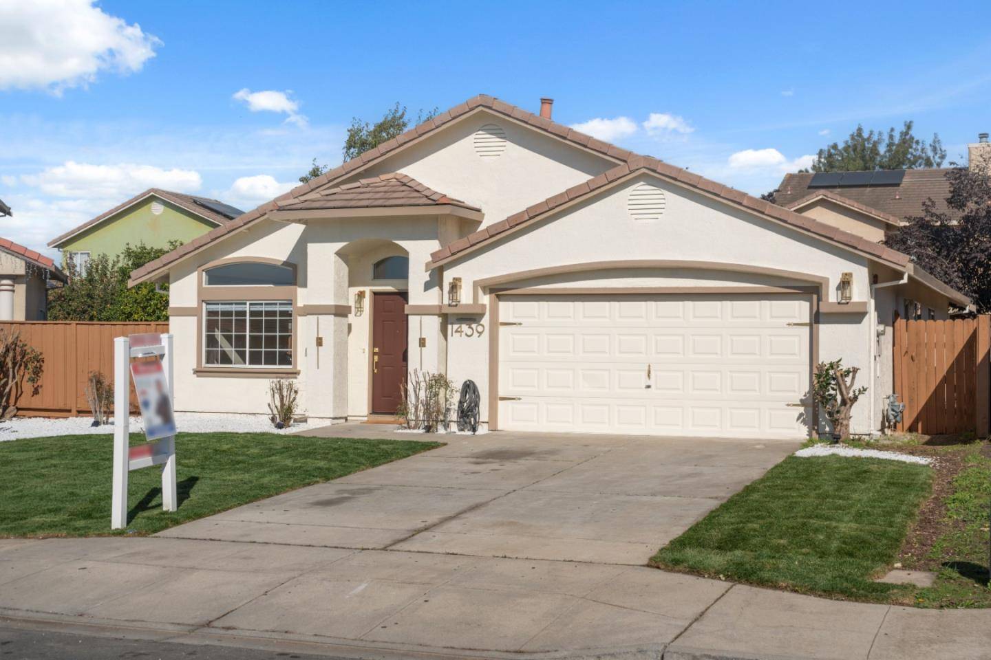 Salinas, CA 93905,1439 Wolf Court
