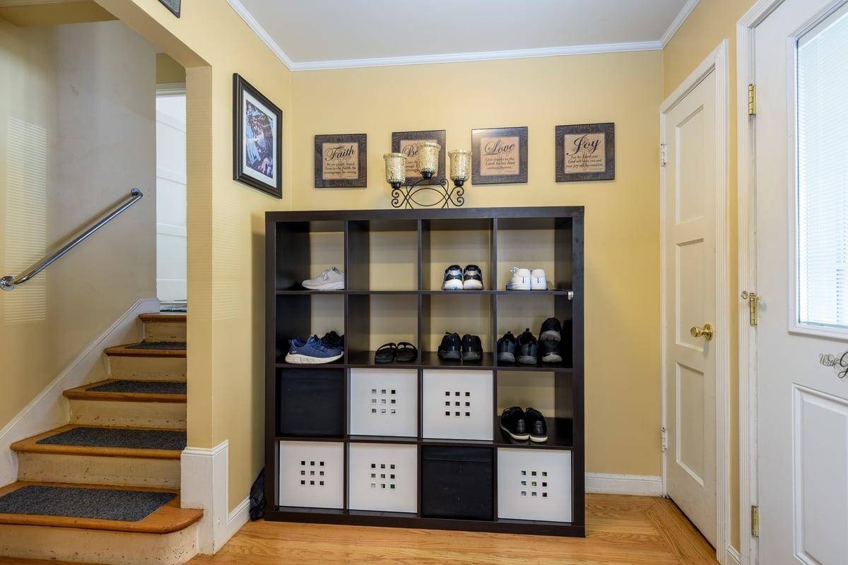 Daly City, CA 94015,204 Garden Lane