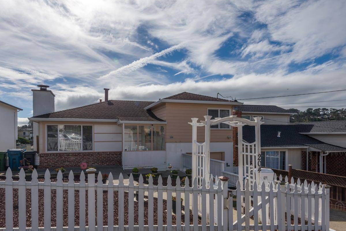 Daly City, CA 94015,204 Garden Lane