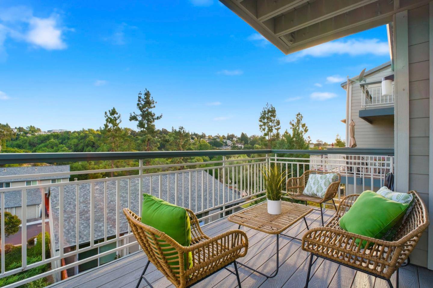 Hayward, CA 94541,25067 Oakridge Court