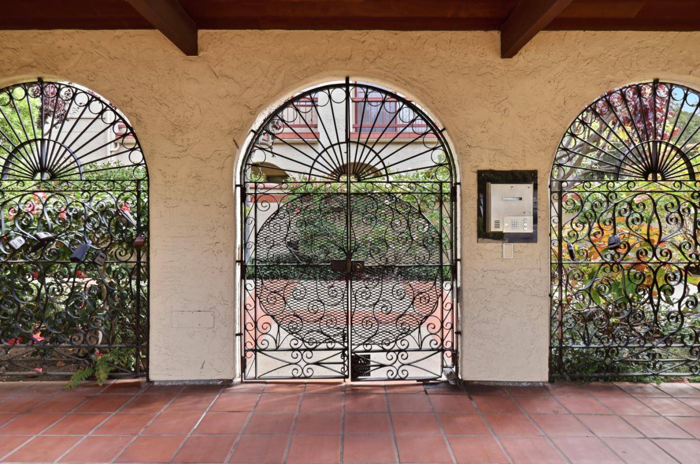 San Mateo, CA 94401,10 9th Avenue #201