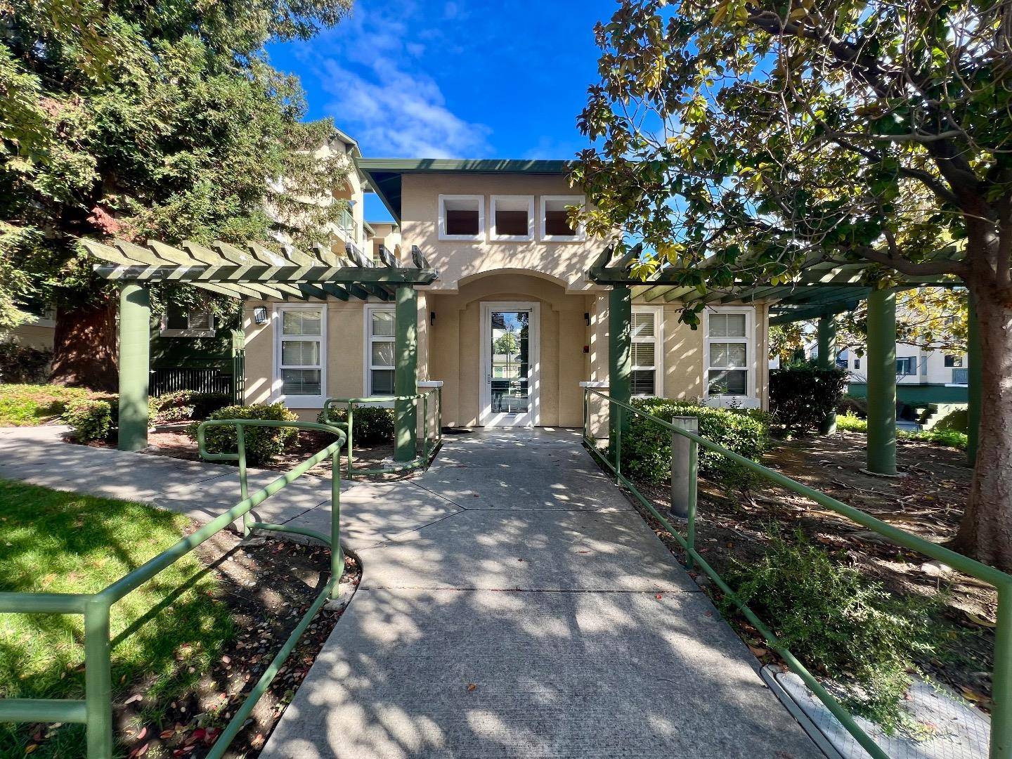 Fremont, CA 94536,38780 Tyson Lane #305C