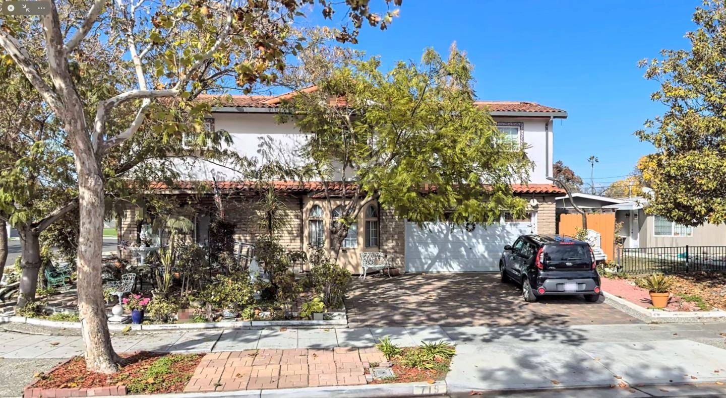 Sunnyvale, CA 94089,719 Lakefair Drive